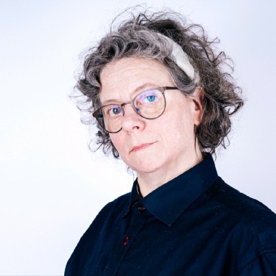Julia Reinhart - VD